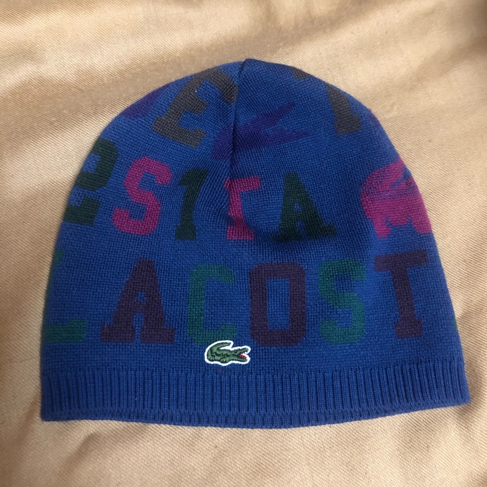 Lacoste Skullcap Beanie. This is a kid beanie.